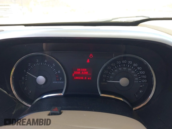 2010 Mercury Mountaineer Premier z VIN 4M2EN4J89AUJ02758, wystawiony jako IAAI lot #42082388 z przebiegiem 188 236 mil mil oraz . Historia ofert i sprzedaży dostępna na DreamBid. Obrazek 7.