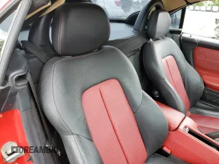 2003 Mercedes-Benz SLK 230 Kompressor z VIN WDBKK49F93F277828, wystawiony jako Copart lot #58344925 z przebiegiem Nie podano mil oraz Czysty tytuł • Clean title. Historia ofert i sprzedaży dostępna na DreamBid. Obrazek 10.