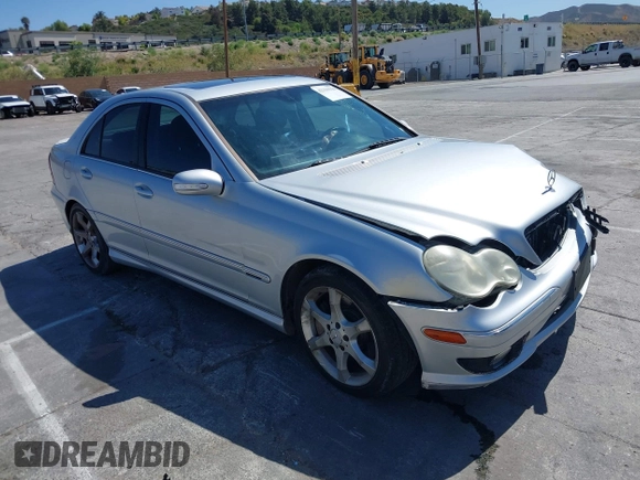 2007 Mercedes-Benz C 230 Sport с VIN WDBRF52H57F903725, выставлен на аукционе IAAI как лот 42310316 с пробегом 165 539 миль миль и . История ставок и продаж доступна на DreamBid. Изображение 1.