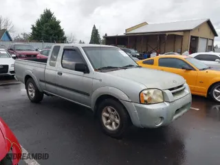 2001 Nissan Frontier 2WD XE with VIN 1N6DD26S31C398649, listed as a IAAI auction lot 41626664 with 326,976 mi miles. Bid and sale history available at carsss.com. Image 1.
