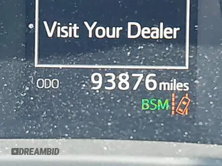 2018 Toyota Highlander SE with VIN 5TDJZRFH1JS895847, listed as a IAAI auction lot 42667973 with 93,876 mi miles and . Bid and sale history available at DreamBid. Image 16.