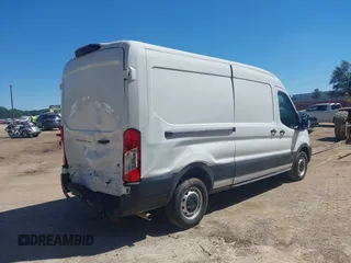 2022 Ford Transit Cargo with VIN 1FTBR1C84NKA76483, listed as a IAAI auction lot 40365786 with 28,854 mi miles and . Bid and sale history available at DreamBid. Image 4.