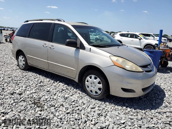 2007 Toyota Sienna CE with VIN 5TDZK23C47S020441, listed as a Copart auction lot 55260705 with 113,872 mi miles and Clean Title. Bid and sale history available at carsss.com. Image 4.