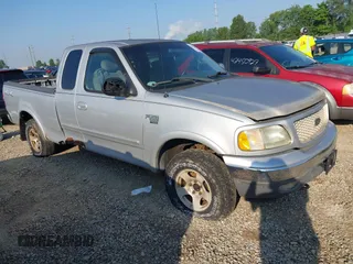 2002 Ford F-150 XL z VIN 1FTRX18W62NB00062, wystawiony jako IAAI lot #42472873 z przebiegiem 178 473 mil mil oraz . Historia ofert i sprzedaży dostępna na DreamBid. Obrazek 1.