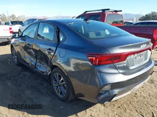 2024 Kia Forte LXS with VIN 3KPF24AD0RE769440, listed as a IAAI auction lot 41413414 with 4,221 mi miles and . Bid and sale history available at DreamBid. Image 3.