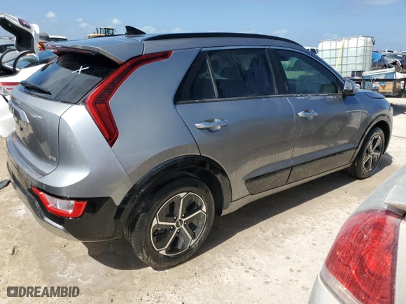 2024 Kia Niro SX Touring with VIN KNDCT3LE8R5131674, listed as a Copart auction lot 75623184 with 0 mi miles and Salvage Title. Bid and sale history available at carsss.com. Image 3.