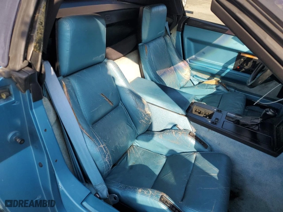 1987 Chevrolet Corvette with VIN 1G1YY3184H5130470, listed as a Copart auction lot 48890195 with 82,871 mi miles and Clean Title. Bid and sale history available at carsss.com. Image 10.