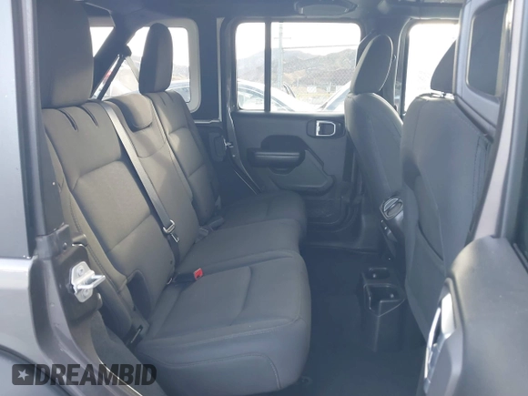 2018 Jeep Wrangler Unlimited Sport S z VIN 1C4HJXDN5JW206475, wystawiony jako IAAI lot #41359976 z przebiegiem Nie podano mil oraz . Historia ofert i sprzedaży dostępna na DreamBid. Obrazek 8.