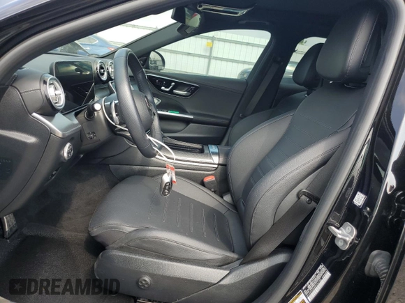 2024 Mercedes-Benz C 300 z VIN W1KAF4GB6RR202180, wystawiony jako Copart lot #51359865 z przebiegiem Nie podano mil oraz Szkody całkowita. Historia ofert i sprzedaży dostępna na DreamBid. Obrazek 7.