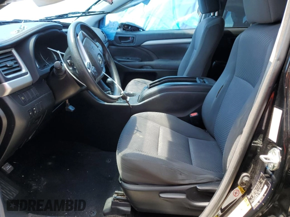 2018 Toyota Highlander LE with VIN 5TDZARFH8JS041397, listed as a Copart auction lot 60262295 with 92,526 mi miles and Salvage title. Bid and sale history available at DreamBid. Image 7.