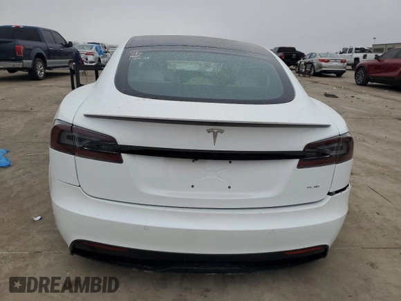 2021 Tesla Model S Plaid с VIN 5YJSA1E6XMF455258, выставлен на аукционе Copart как лот 43788675 с пробегом Не указан миль и Списание • Salvage title. История ставок и продаж доступна на DreamBid. Изображение 6.