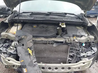 2013 Ford Escape SE с VIN 1FMCU9G9XDUD72871, выставлен на аукционе IAAI как лот 42194776 с пробегом 70 031 миль миль и . История ставок и продаж доступна на DreamBid. Изображение 10.