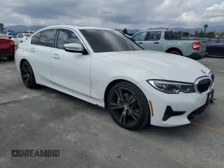 2022 BMW 3 Series 330i with VIN 3MW5R1J08N8C23042, listed as a Copart auction lot 56992485 with 43,693 mi miles and Salvage title. Bid and sale history available at DreamBid. Image 4.