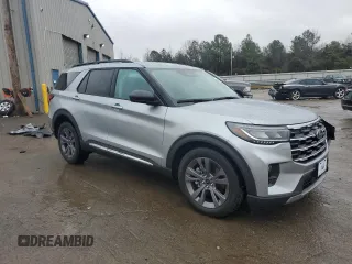 2025 Ford Explorer Active with VIN 1FMUK8DH0SGA67844, listed as a Copart auction lot 43166895 with 1,619 mi miles and Salvage Title. Bid and sale history available at carsss.com. Image 4.