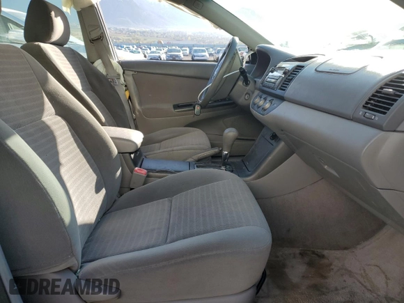 2005 Toyota Camry LE with VIN 4T1BF30K35U104620, listed as a Copart auction lot 53390975 with 146,958 mi miles and Salvage Title. Bid and sale history available at DreamBid. Image 7.