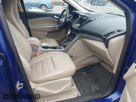 2016 Ford Escape SE z VIN 1FMCU9GX9GUB75094, wystawiony jako IAAI lot #42331270 z przebiegiem 162 288 mil mil oraz . Historia ofert i sprzedaży dostępna na DreamBid. Obrazek 5.