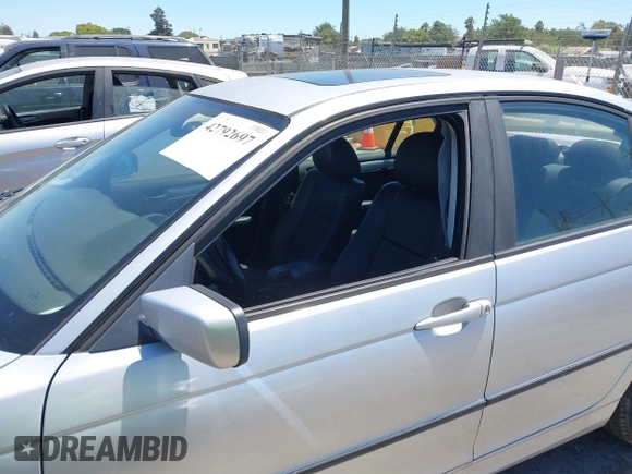 2003 BMW 3 Series 325i with VIN WBAAZ33443PH33206, listed as a IAAI auction lot 42792697 with 125,837 mi miles and . Bid and sale history available at DreamBid. Image 12.