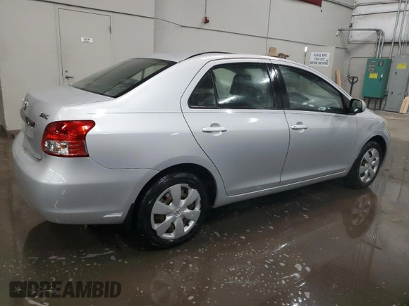 2007 Toyota Yaris with VIN JTDBT923571109568, listed as a Copart auction lot 45751305 with 124,836 mi miles and Salvage Title. Bid and sale history available at DreamBid. Image 3.