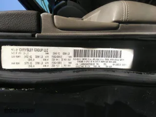 2011 Jeep Grand Cherokee Laredo with VIN 1J4RR4GG4BC558193, listed as a IAAI auction lot 40055870 with 110,939 mi miles. Bid and sale history available at carsss.com. Image 9.