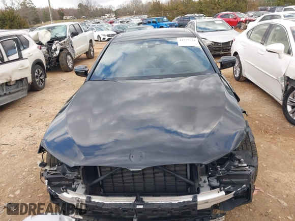 2019 BMW 5 Series M550i xDrive with VIN WBAJB9C56KB464957, listed as a IAAI auction lot 41729334 with Not provided miles and . Bid and sale history available at DreamBid. Image 12.