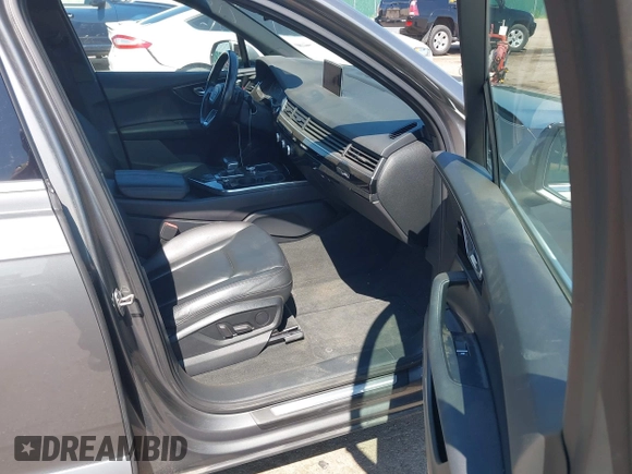 2017 Audi Q7 Premium Plus with VIN WA1LAAF73HD011755, listed as a IAAI auction lot 42684003 with 113,628 mi miles and . Bid and sale history available at DreamBid. Image 5.
