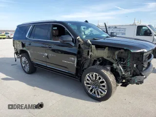 2023 GMC Yukon Denali Ultimate with VIN 1GKS2EKL7PR100968, listed as a Copart auction lot 88025135 with 6,423 mi miles and Salvage Title. Bid and sale history available at carsss.com. Image 4.
