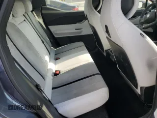 2023 Fisker Ocean One z VIN VCF1ZBU20PG002558, wystawiony jako Copart lot #43626775 z przebiegiem Nie podano mil oraz Szkoda całkowita • Salvage title. Historia ofert i sprzedaży dostępna na DreamBid. Obrazek 11.