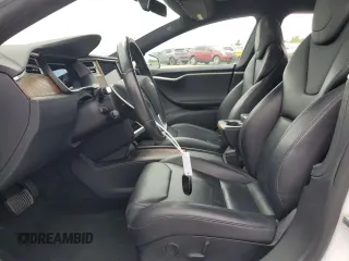 2018 Tesla Model S 75D z VIN 5YJSA1E27JF247900, wystawiony jako Copart lot #52014375 z przebiegiem 106 670 mil mil oraz Szkoda całkowita • Salvage title. Historia ofert i sprzedaży dostępna na DreamBid. Obrazek 7.