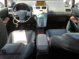 2010 Lexus HS 250h z VIN JTHBB1BA9A2027281, wystawiony jako Copart lot #55610405 z przebiegiem 108 670 mil mil oraz Szkoda całkowita • Salvage title. Historia ofert i sprzedaży dostępna na DreamBid. Obrazek 8.