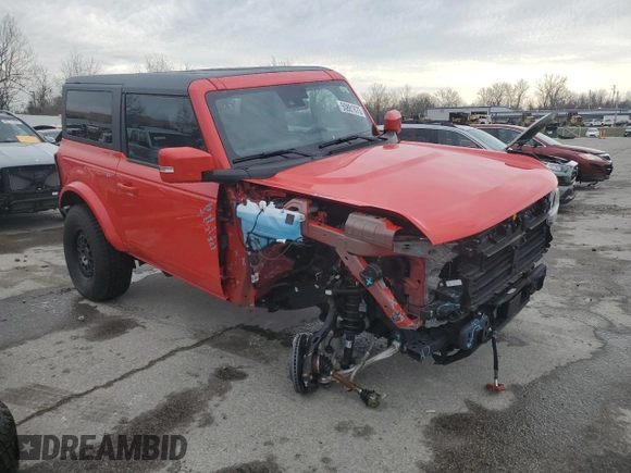 2023 Ford Bronco z VIN 1FMDE5AHXPLC15412, wystawiony jako Copart lot #50881875 z przebiegiem 437 mil mil oraz Szkoda całkowita • Salvage title. Historia ofert i sprzedaży dostępna na DreamBid. Obrazek 4.
