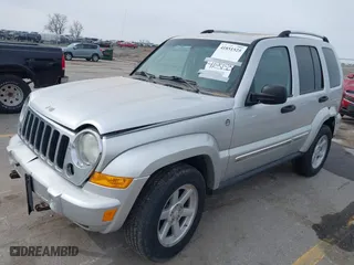 2007 Jeep Liberty Limited with VIN 1J4GL58K97W646776, listed as a IAAI auction lot 41851525 with 141,136 mi miles. Bid and sale history available at carsss.com. Image 2.