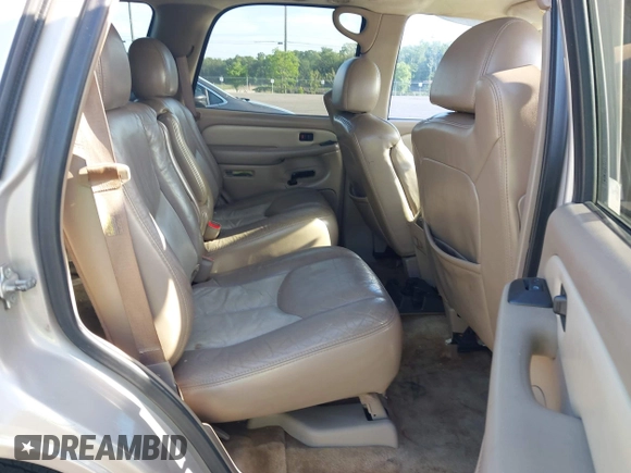 2004 GMC Yukon Denali z VIN 1GKEK63U94J249578, wystawiony jako IAAI lot #42088940 z przebiegiem 253 352 mil mil oraz . Historia ofert i sprzedaży dostępna na DreamBid. Obrazek 8.