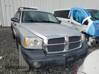 2006 Dodge Dakota SLT with VIN 1D7HW48N36S522858, listed as a Copart auction lot 66431064 with 197,028 mi miles and Salvage Title. Bid and sale history available at carsss.com. Image 5.