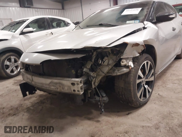 2017 Nissan Maxima SR with VIN 1N4AA6AP3HC442397, listed as a IAAI auction lot 41223926 with 93,048 mi miles and . Bid and sale history available at DreamBid. Image 6.