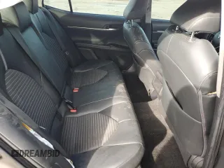 2019 Toyota Camry Hybrid LE z VIN 4T1B21HKXKU518106, wystawiony jako Copart lot #77074883 z przebiegiem 147 442 mil mil oraz Szkoda całkowita • Salvage title. Historia ofert i sprzedaży dostępna na DreamBid. Obrazek 10.