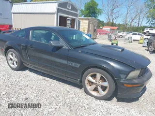 2008 Ford Mustang GT Deluxe with VIN 1ZVHT82H185138377, listed as a IAAI auction lot 42063894 with 103,942 mi miles and . Bid and sale history available at carsss.com. Image 1.