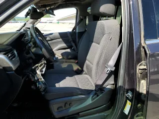 2017 Chevrolet Suburban LS с VIN 1GNSKGEC6HR249805, выставлен на аукционе Copart как лот 57065065 с пробегом Не указан миль и Списание • Salvage title. История ставок и продаж доступна на DreamBid. Изображение 7.