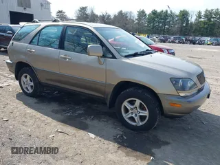 2000 Lexus RX 300 with VIN JT6HF10UXY0125097, listed as a IAAI auction lot 42109729 with 102,604 mi miles. Bid and sale history available at carsss.com. Image 1.