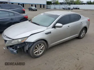 2013 Kia Optima LX z VIN 5XXGM4A7XDG171218, wystawiony jako Copart lot #56296335 z przebiegiem Nie podano mil oraz Tytuł czysty. Historia ofert i sprzedaży dostępna na DreamBid. Obrazek 1.