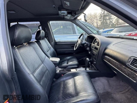 2004 Nissan Pathfinder SE with VIN JN8DR09Y64W905091, listed as a Copart auction lot 57692615 with 238,457 mi miles and Clean title. Bid and sale history available at DreamBid. Image 5.