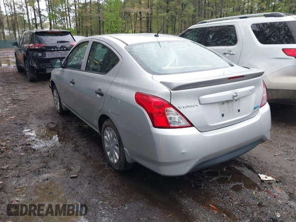 2016 Nissan Versa SV with VIN 3N1CN7AP7GL847603, listed as a IAAI auction lot 41975461 with 161,156 mi miles. Bid and sale history available at carsss.com. Image 3.