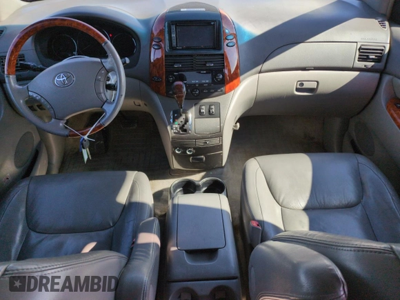 2006 Toyota Sienna XLE with VIN 5TDBA22C86S071218, listed as a Copart auction lot 46125575 with 205,953 mi miles and Salvage Title. Bid and sale history available at carsss.com. Image 8.
