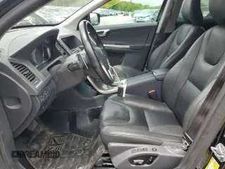 2015 Volvo XC60 T6 Premier Plus с VIN YV4902RCXF2626083, выставлен на аукционе Copart как лот 57111005 с пробегом 163 022 миль миль и Чистый • Clean title. История ставок и продаж доступна на DreamBid. Изображение 7.