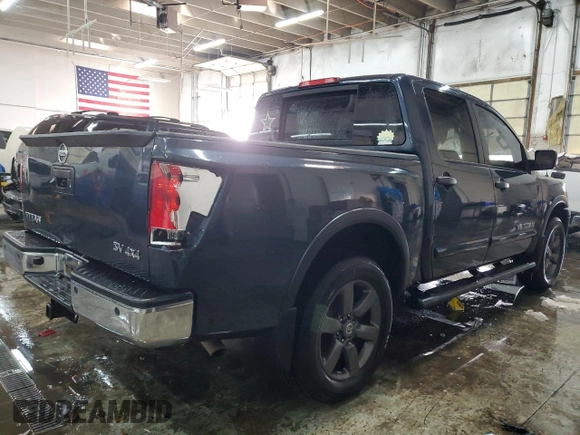2015 Nissan Titan SL with VIN 1N6AA0EC1FN509625, listed as a Copart auction lot 41700575 with 100,327 mi miles and Salvage Title. Bid and sale history available at carsss.com. Image 3.