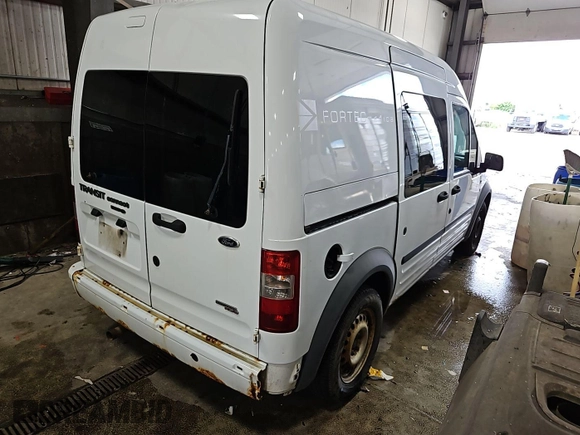 2013 Ford Transit Connect XLT with VIN NM0LS7DNXDT151497, listed as a IAAI auction lot 42841731 with 324,278 mi miles and . Bid and sale history available at DreamBid. Image 22.