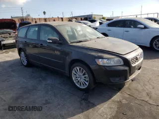 2009 Volvo V50 2.4L с VIN YV1MW390992466607, выставлен на аукционе Copart как лот 71972384 с пробегом 93 568 миль миль и Чистый • Clean title. История ставок и продаж доступна на DreamBid. Изображение 4.