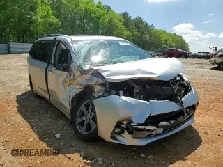 2020 Toyota Sienna SE with VIN 5TDXZ3DC8LS059454, listed as a Copart auction lot 51677934 with 31,414 mi miles and Salvage Title. Bid and sale history available at carsss.com. Image 11.