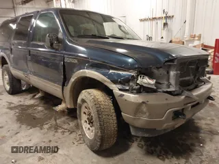 2004 Ford Excursion Eddie Bauer z VIN 1FMSU45P54EC74728, wystawiony jako IAAI lot #41269722 z przebiegiem 372 635 mil mil oraz . Historia ofert i sprzedaży dostępna na DreamBid. Obrazek 1.