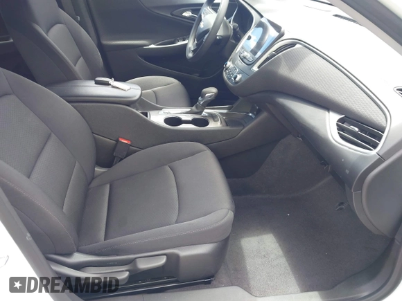 2024 Chevrolet Malibu LT with VIN 1G1ZD5ST9RF151566, listed as a IAAI auction lot 42247561 with 33,170 mi miles and . Bid and sale history available at DreamBid. Image 5.