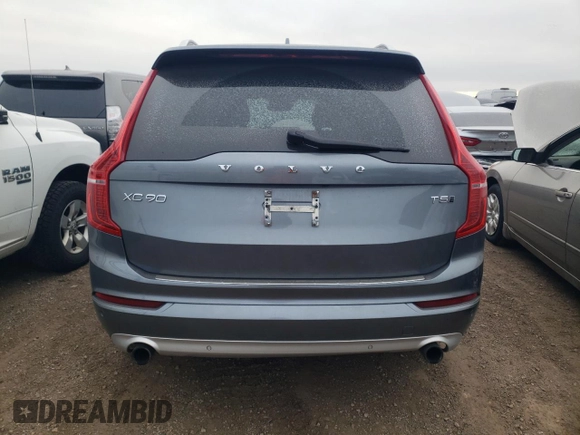 2018 Volvo XC90 Momentum z VIN YV4102PKXJ1361851, wystawiony jako Copart lot #82189234 z przebiegiem Nie podano mil oraz Szkoda całkowita • Salvage title. Historia ofert i sprzedaży dostępna na DreamBid. Obrazek 6.